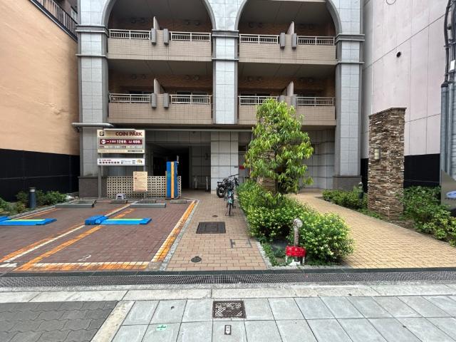 クラウンハイム北心斎橋フラワーコート（508） エントランス