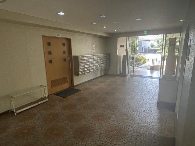 ローレルハイツ大淀（249） エントランス
