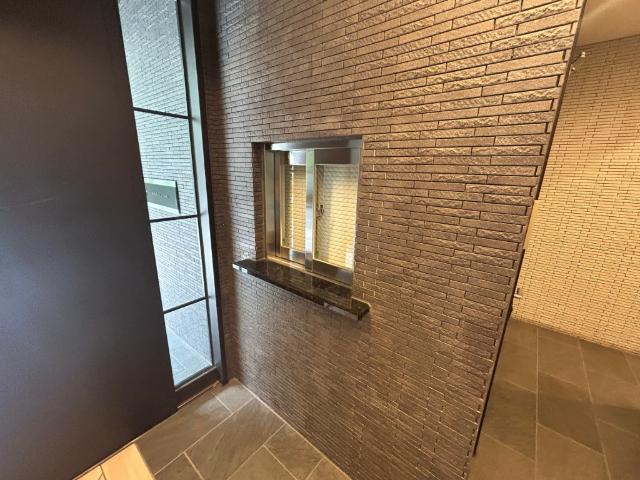 大阪市北区西天満マンション エントランス