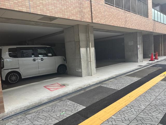 大阪市港区夕凪マンション 駐車場