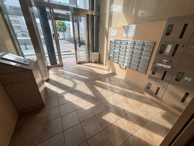 大阪市港区夕凪マンション エントランス