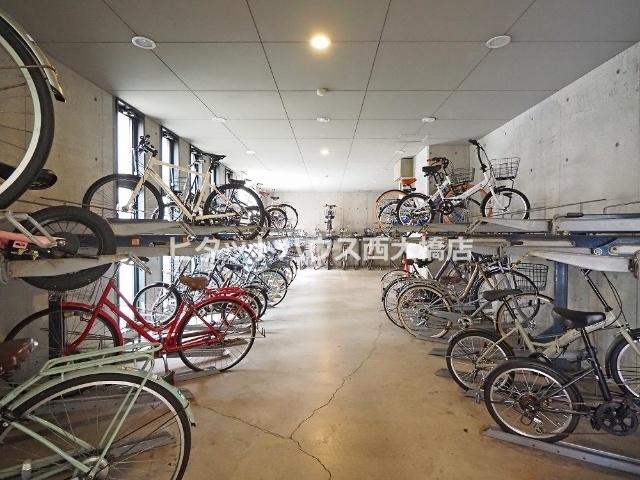 大阪市北区西天満マンション 駐車場