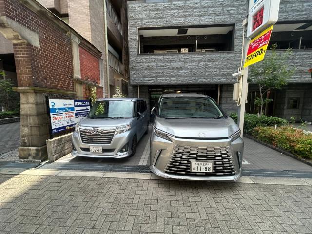 プレサンス梅田東アルファ 駐車場