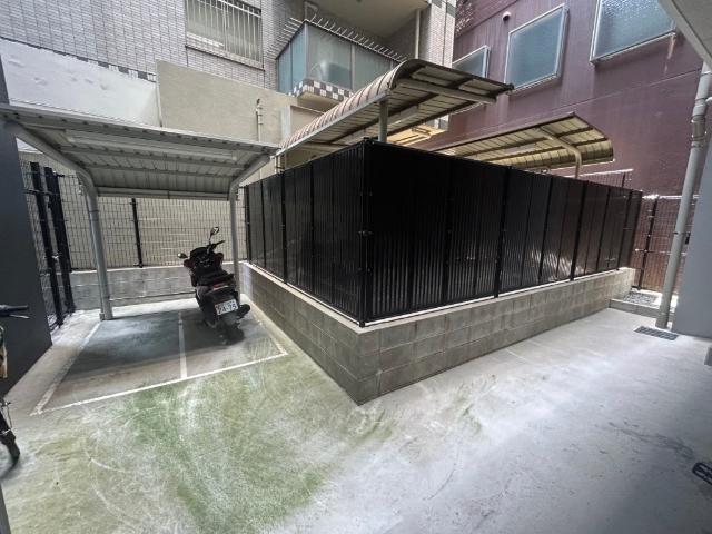 大阪市北区西天満マンション 駐車場