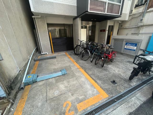 大阪市西区北堀江マンション 駐車場