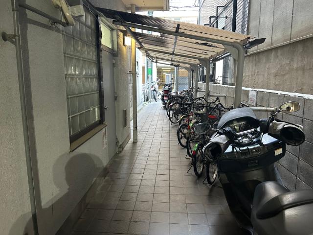 グランドメゾン長堀橋（801） 駐車場