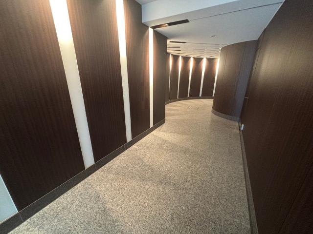 大阪市西区阿波座マンション エントランス