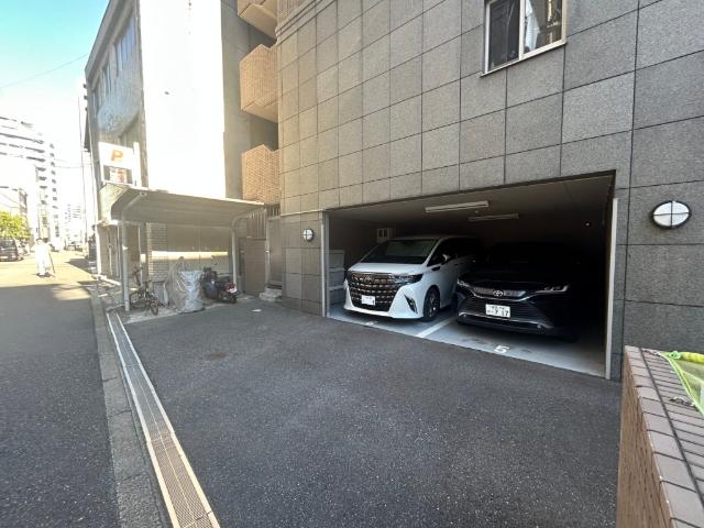 大阪市中央区内淡路町マンション 駐車場