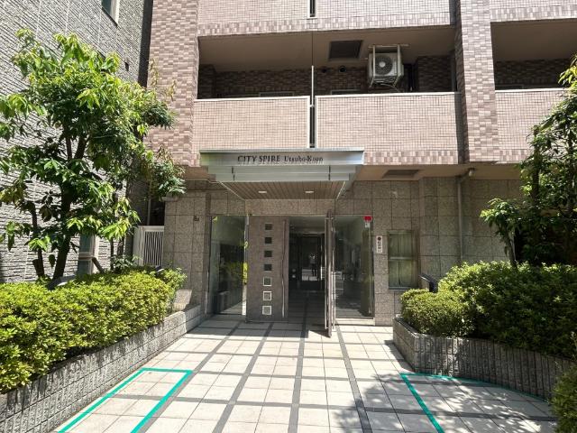 大阪市西区江戸堀マンション エントランス