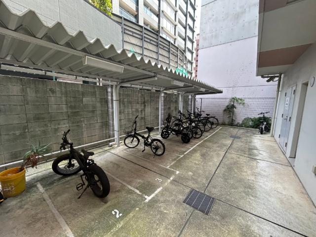 大阪市西区北堀江マンション 駐車場