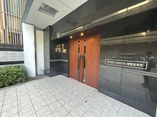大阪市中央区本町マンション エントランス
