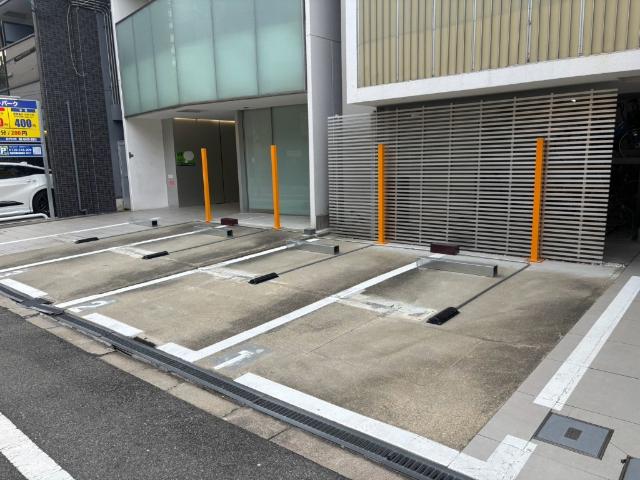 ideos(イディオス) 駐車場