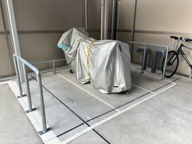 大阪市西区西本町マンション 駐車場