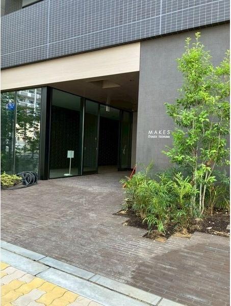 大阪市鶴見区緑マンション エントランス