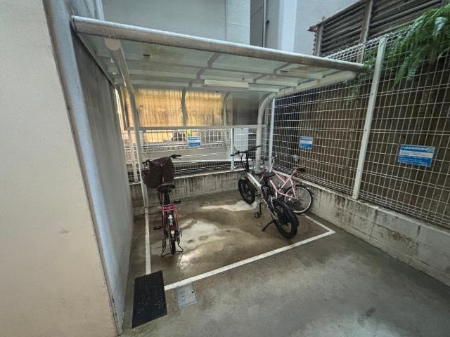 大阪市西区北堀江マンション 駐車場