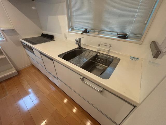 和泉市はつが野　戸建て キッチン