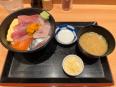 本日のおまかせ丼