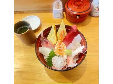 海鮮丼