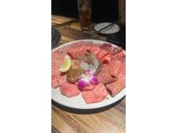 お肉