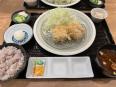 ランチヒレカツ定食です！雑穀米か白米か選べます！