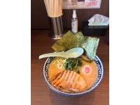 濃厚豚骨の醤油ラーメン！