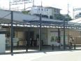 すごく綺麗な駅です