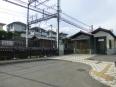 尼ヶ辻駅と同じつくりです