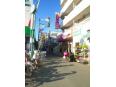 お店も充実駅前商店街